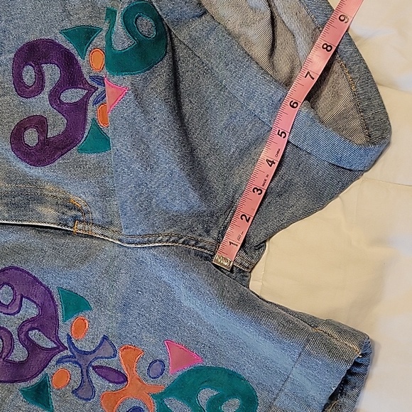 Don't stop women's vintage high-rise leather patches size 7/8 cuffed jean shorts - Picture 9 of 14